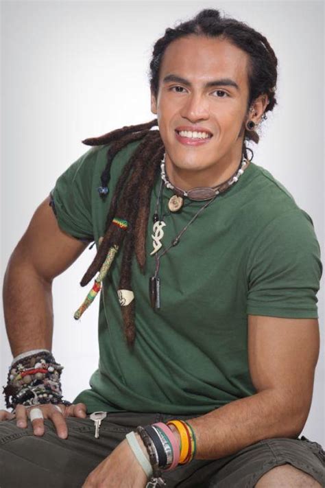 Kiko Rustia Biography .